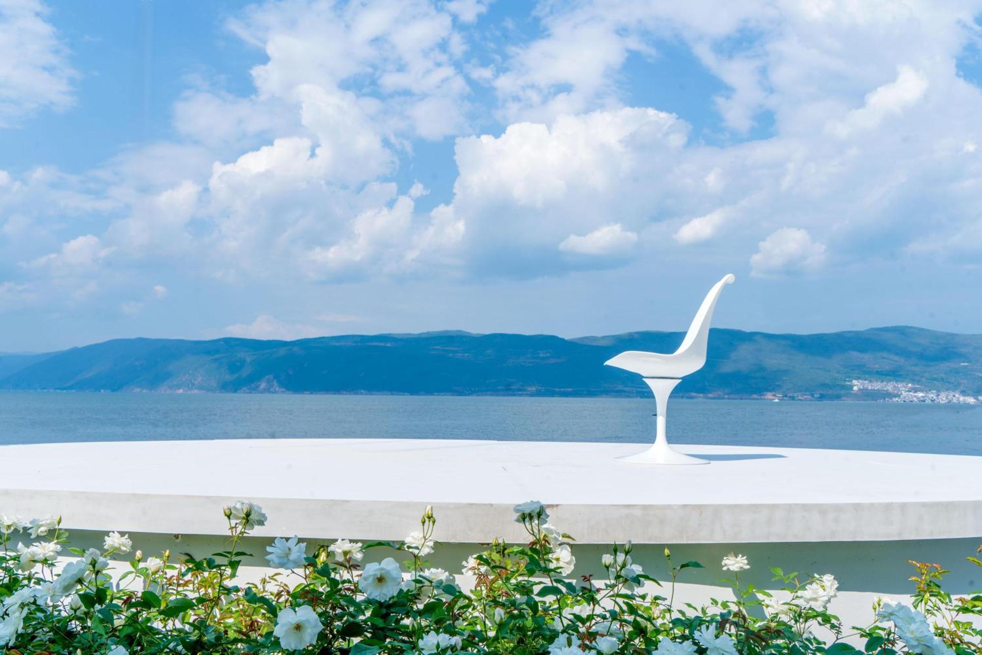 Dali Nest Secret Garden Lake View Inn Екстериор снимка
