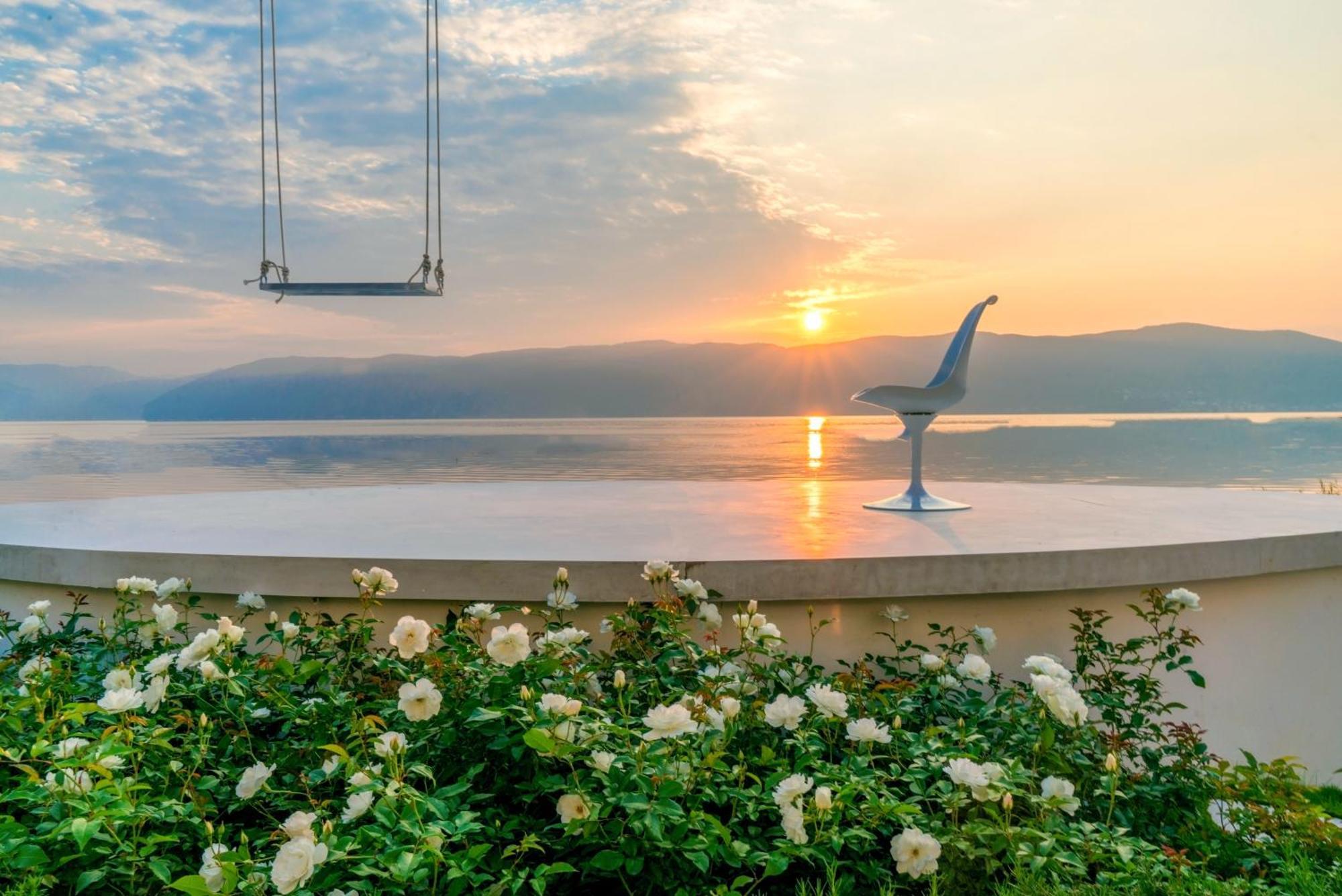 Dali Nest Secret Garden Lake View Inn Екстериор снимка
