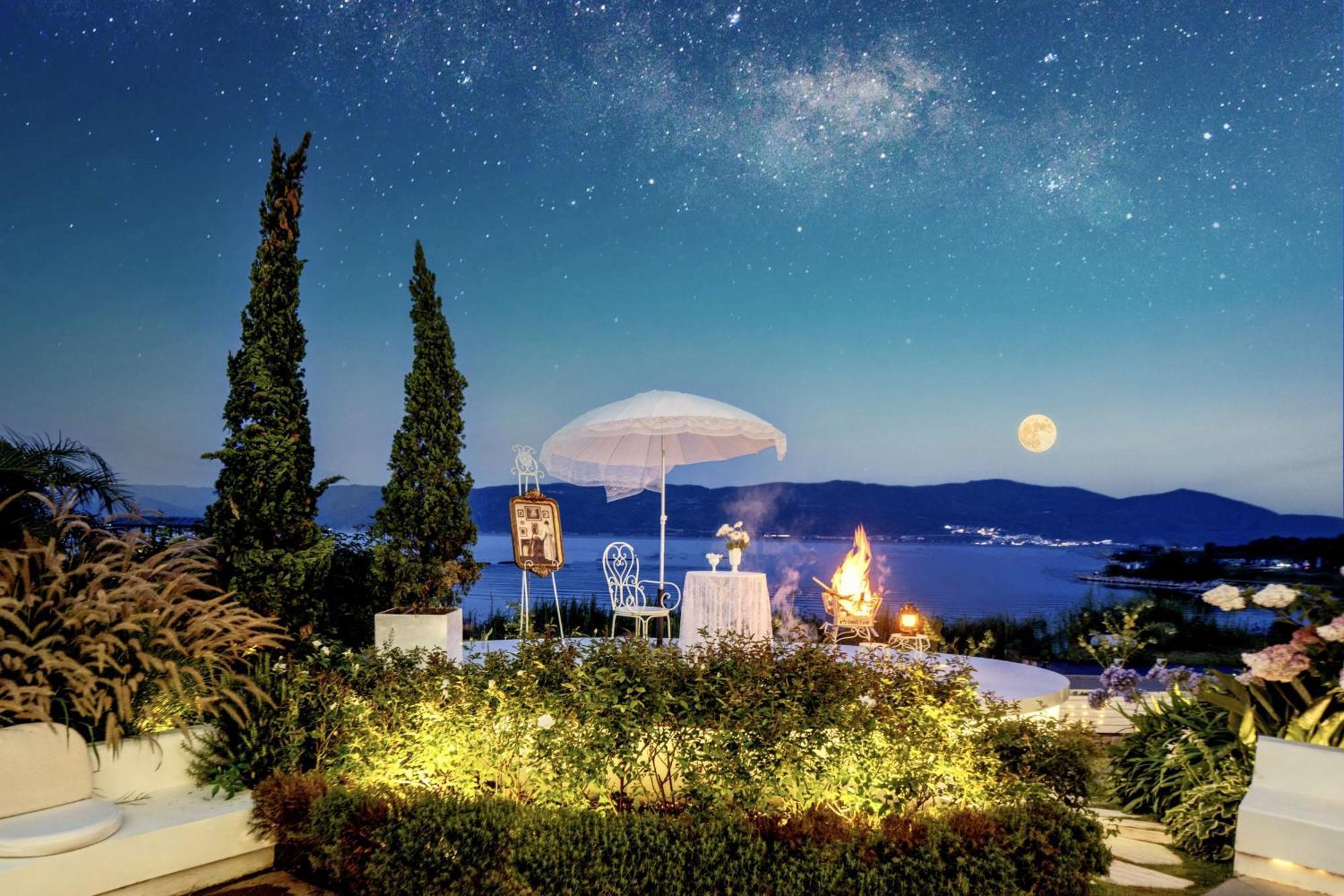 Dali Nest Secret Garden Lake View Inn Екстериор снимка