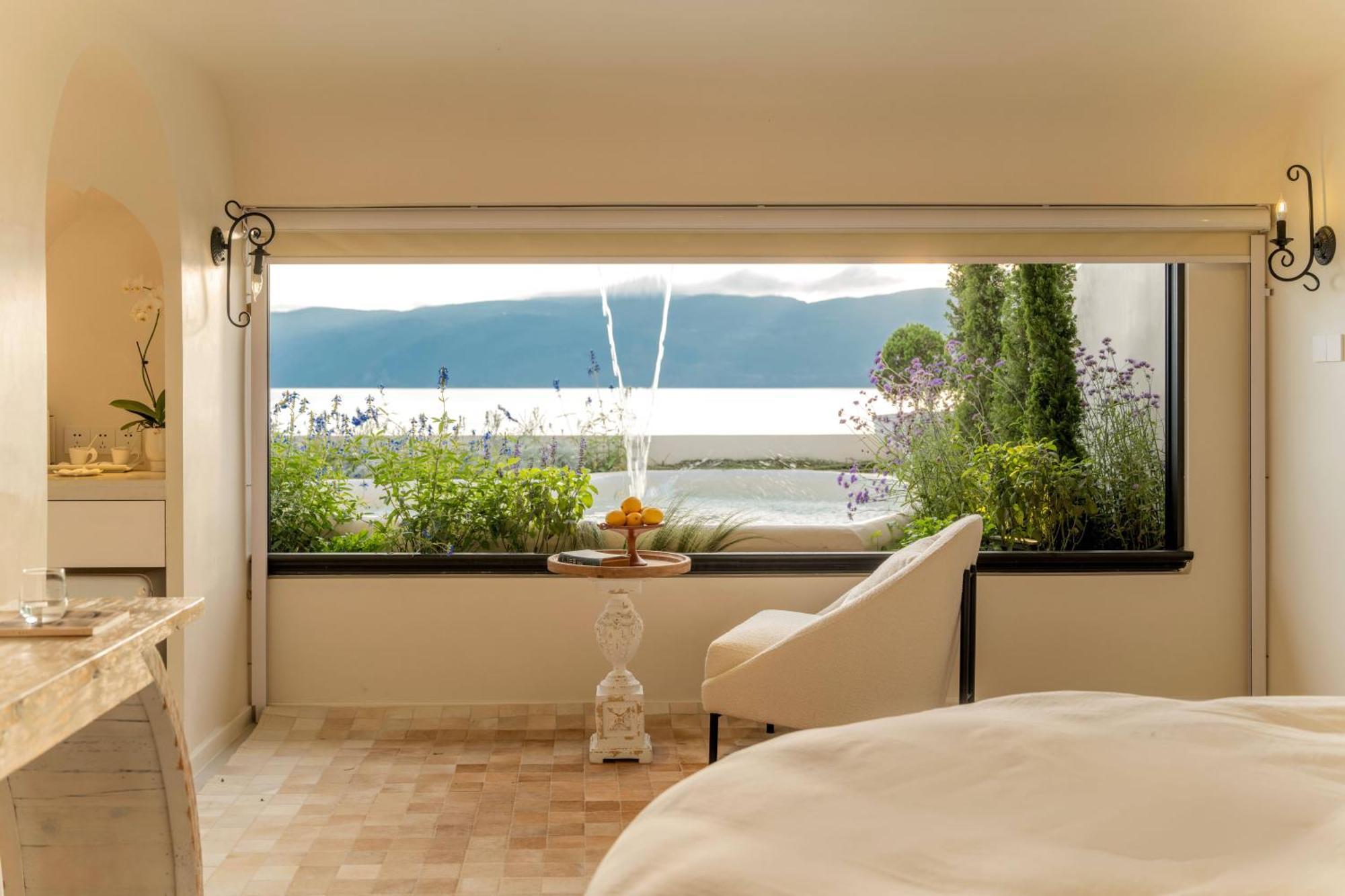 Dali Nest Secret Garden Lake View Inn Екстериор снимка