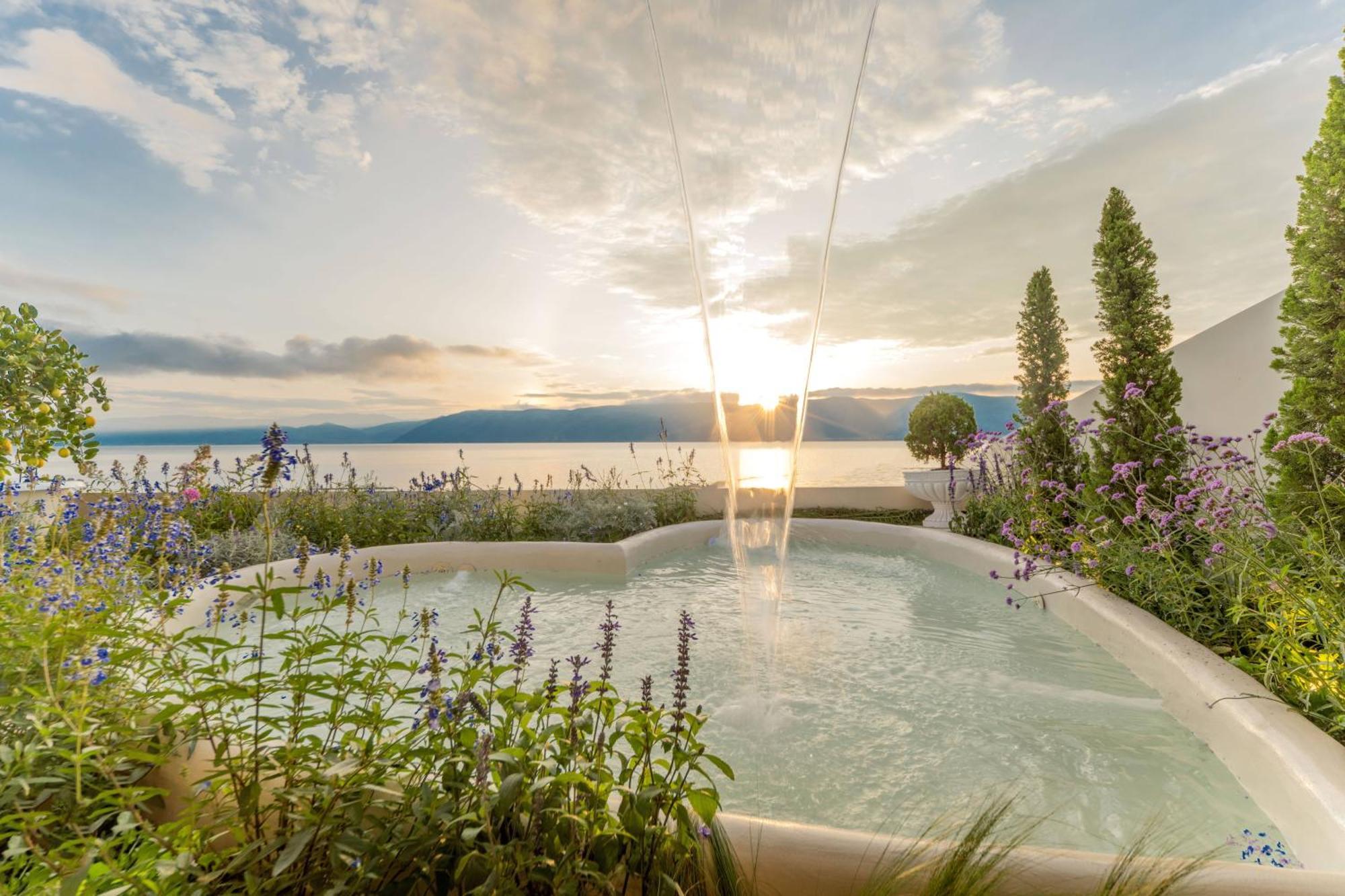 Dali Nest Secret Garden Lake View Inn Екстериор снимка